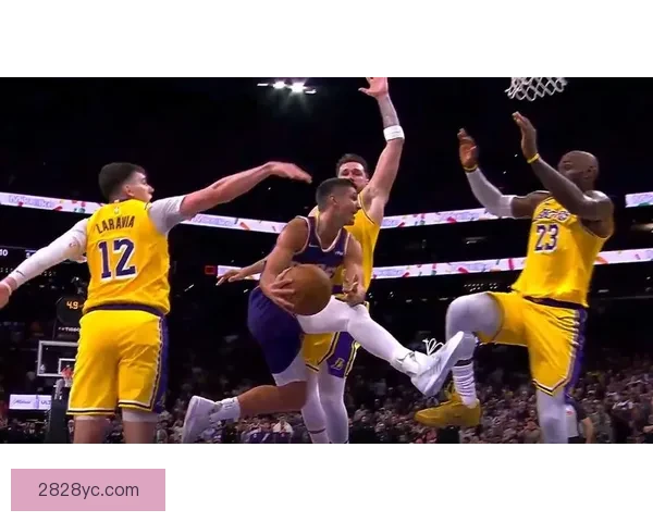 太阳惜败湖人两分激战全场精彩比分紧张对决回顾